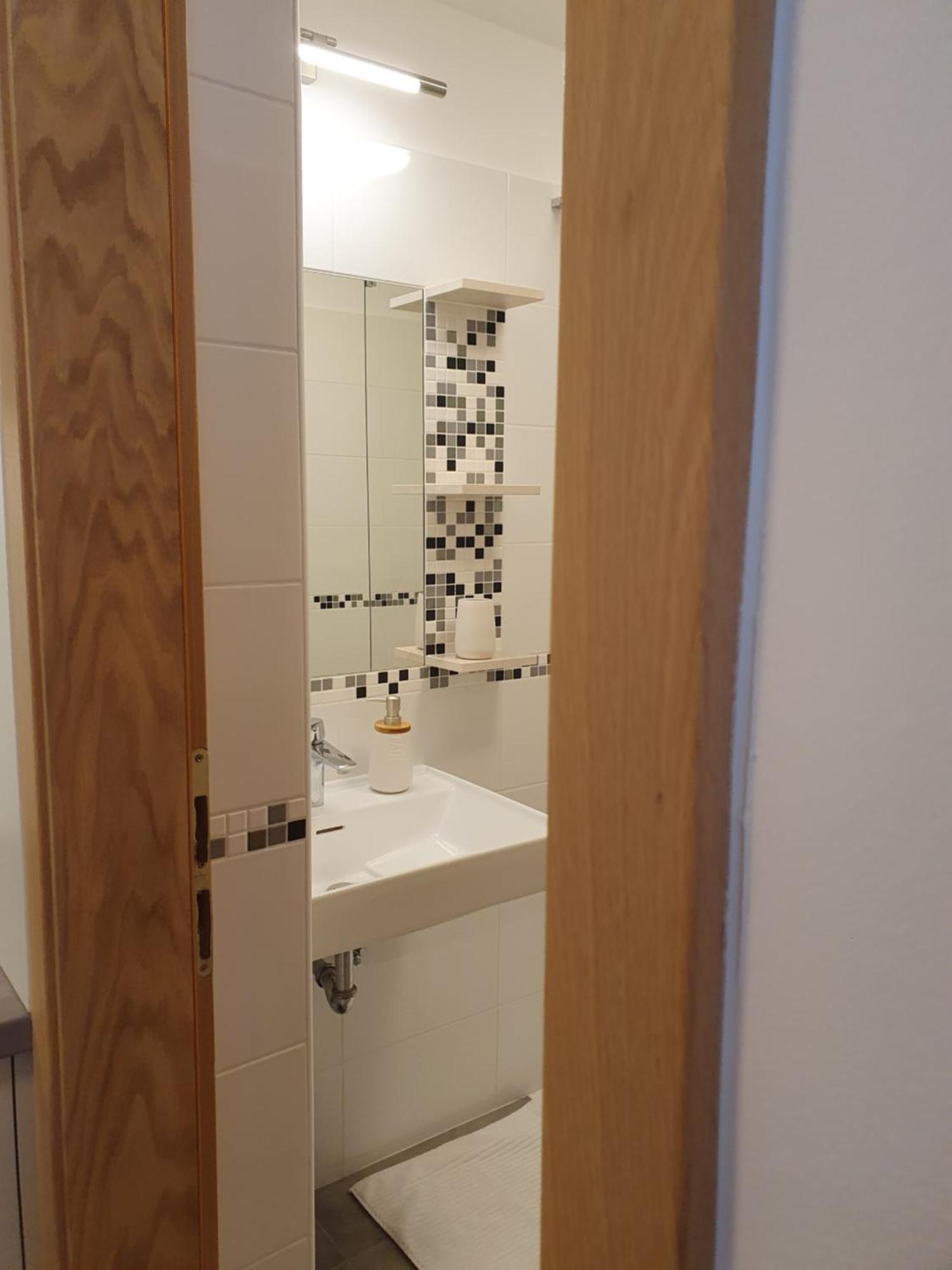 Apartmaji Pregelj * Koper