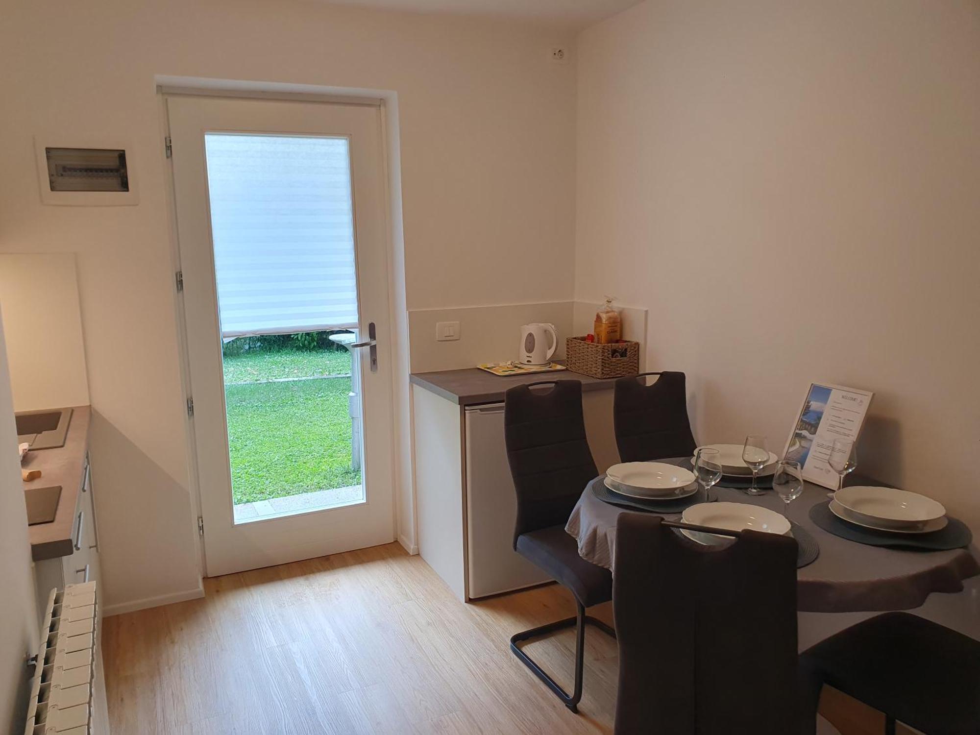 Apartmaji Pregelj * Koper